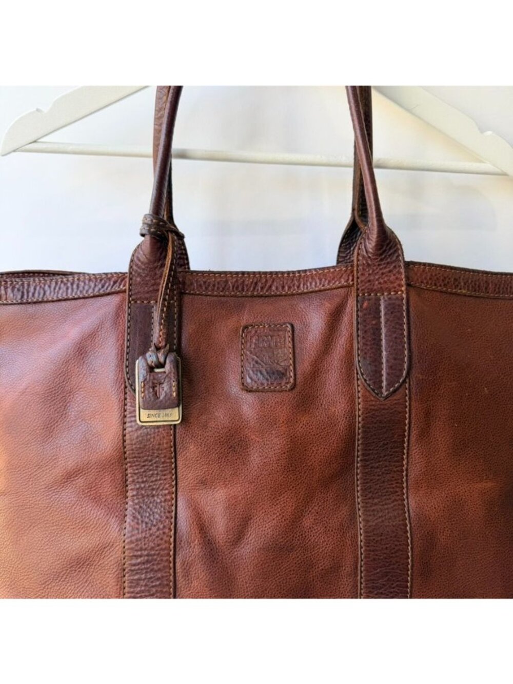 Frye Sylvia Large Travel Tote Handbag Brown Leather - Picture 3 of 14